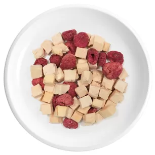 Cubetti di pollo e lampone liofilizzati